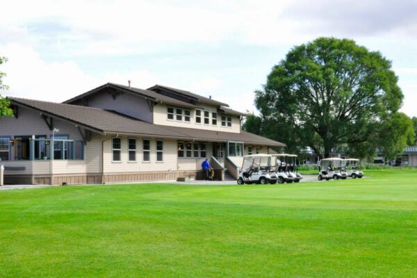 Golf-Clubhouse